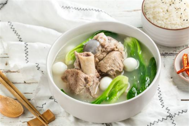 麻辣骨头饭加盟