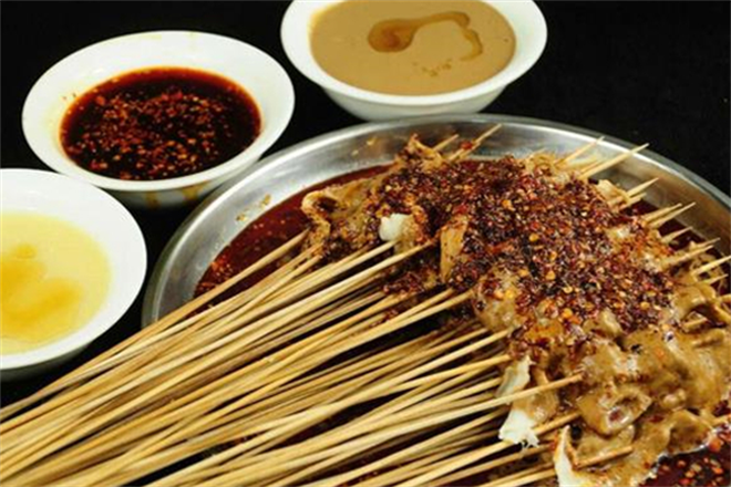 亮亮烤肉涮牛肚加盟