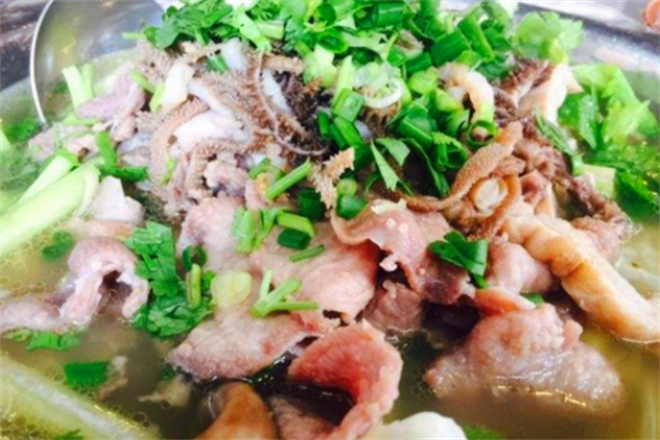 乐山出名的跷脚牛肉店加盟