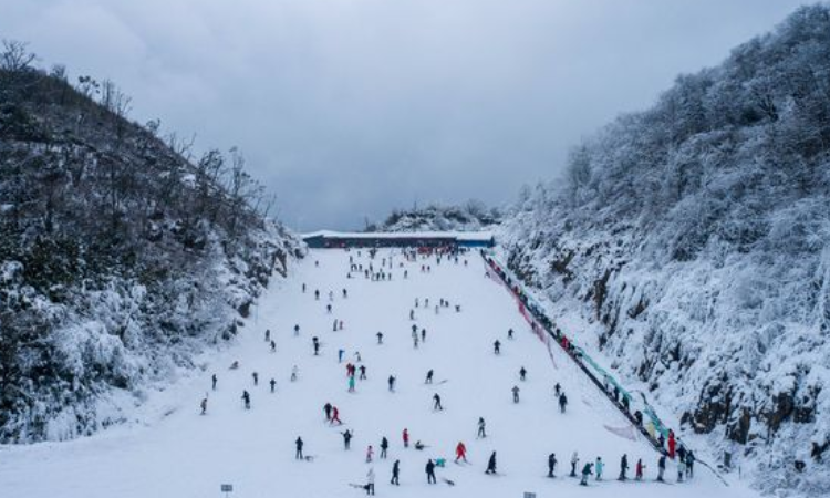九皇山滑雪加盟
