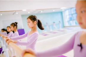 朵朵兔舞蹈加盟校区10岁小学员专访