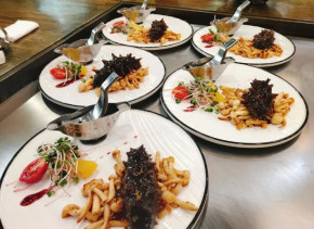 夏天没食欲？半岛渔村加盟店这些美食让你胃口大开