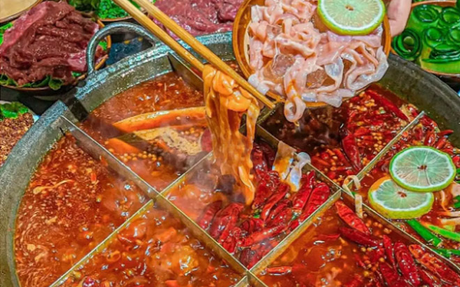 重庆龙洲湾老火锅加盟