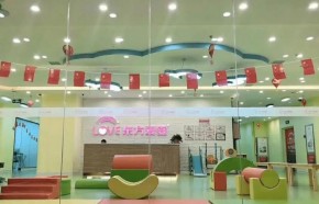 东方爱婴教学体系升级，提供一站式育儿成长方案