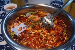 如何选择冒菜加盟品牌呢？冒菜加盟品牌选择三要素
