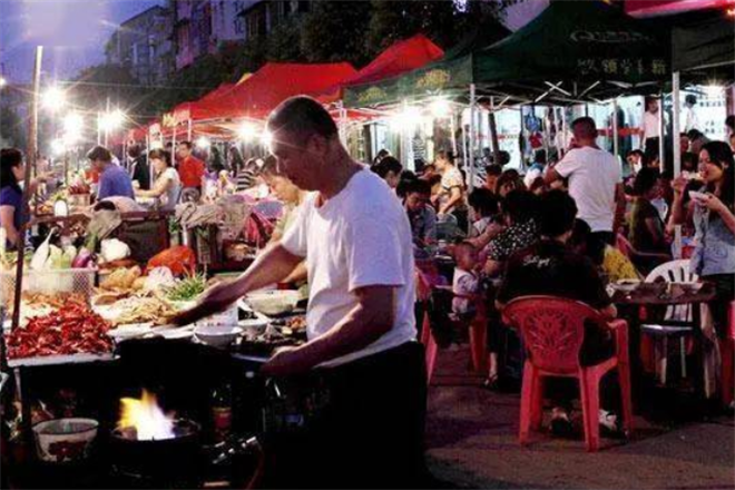 宵夜店加盟