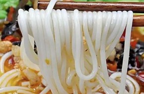 开餐饮加盟店要注意哪些方面？鲜师傅米粉带您看答案！