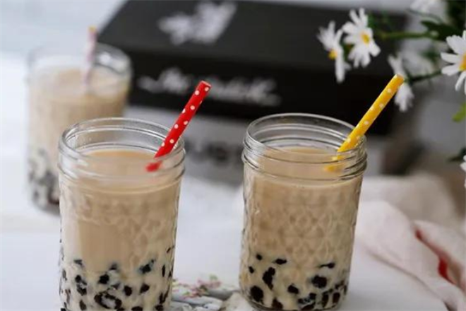悦悦奶茶加盟