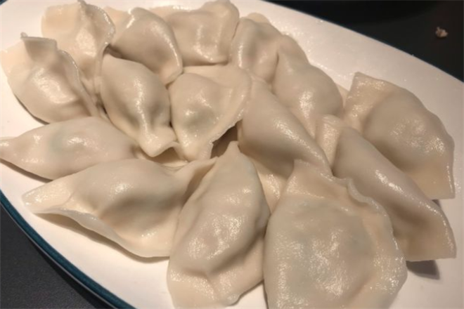 鲜界鲅鱼水饺加盟