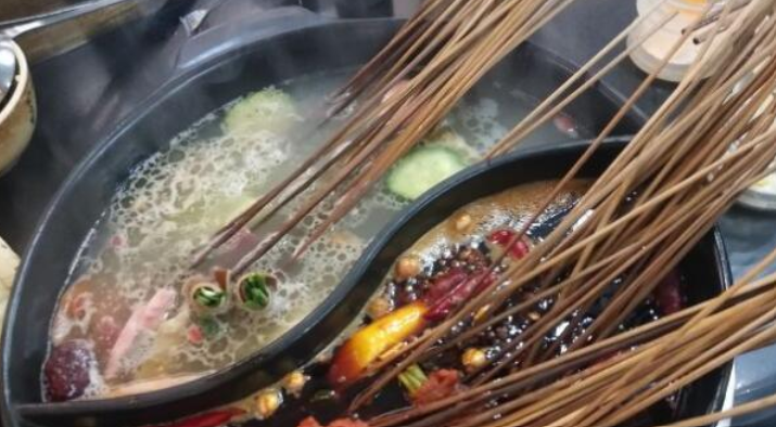 唐记煌砂锅串串香加盟