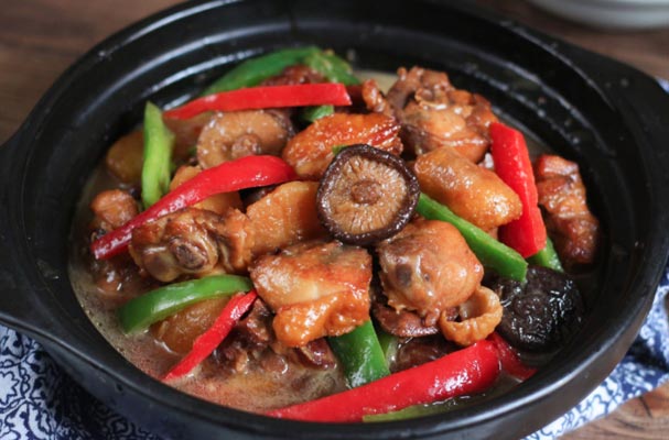 俏亿佳黄焖鸡米饭