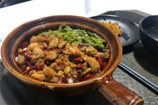 爸爸擂椒拌饭加盟