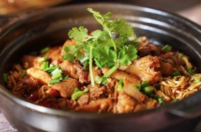 斗鼎记重庆鸡公煲，肉嫩鲜香，健康营养！