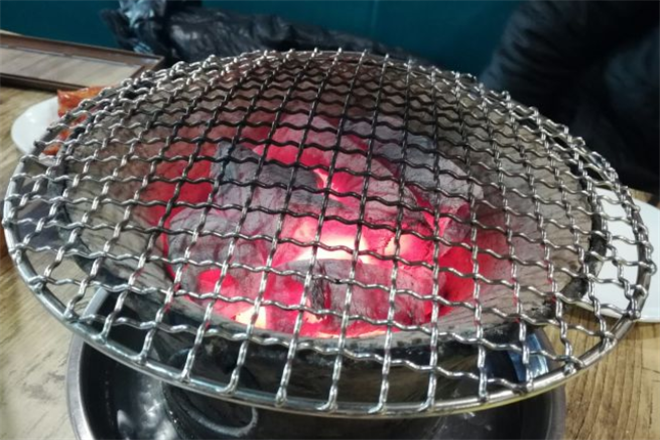 大尧肉坊量贩泥炉烤肉加盟