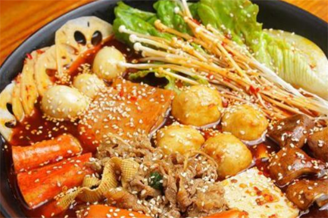 六福麻辣烫加盟