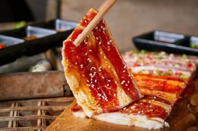 金诺郎炭火烤肉加盟有多少分店？