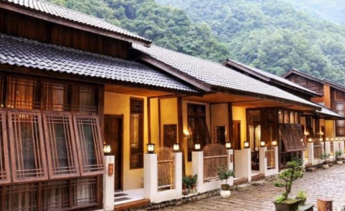 河畔居客栈加盟