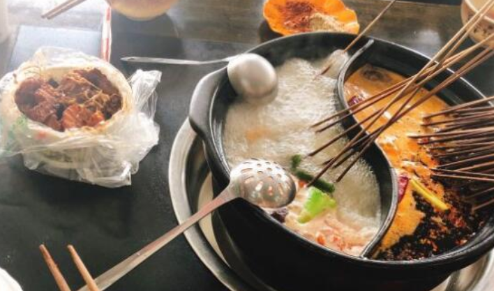 唐记煌砂锅串串香加盟