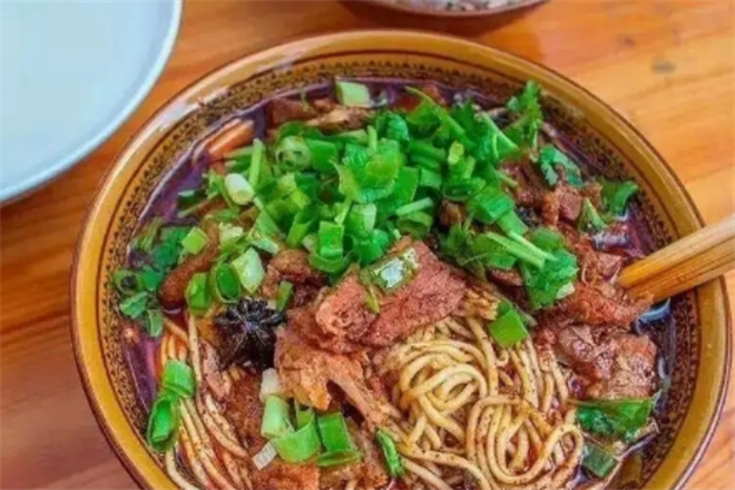 独寨王牛肉面加盟