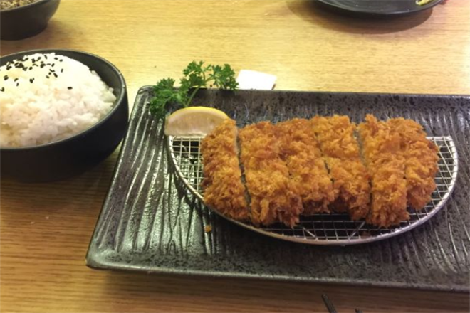 米粟米日式炸猪排加盟