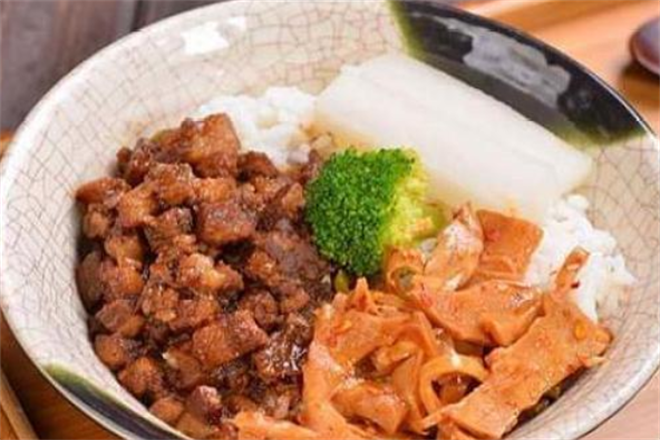 小智慧卤肉饭加盟