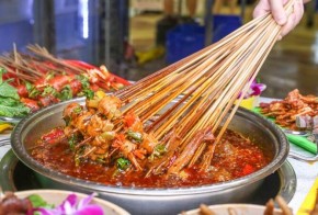 串串香免费加盟连锁店赚钱吗？