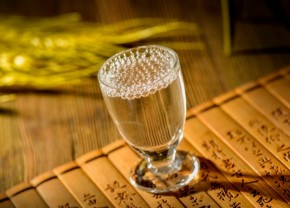 山西汾酒加盟费多少钱？代理汾酒费用贵不贵？