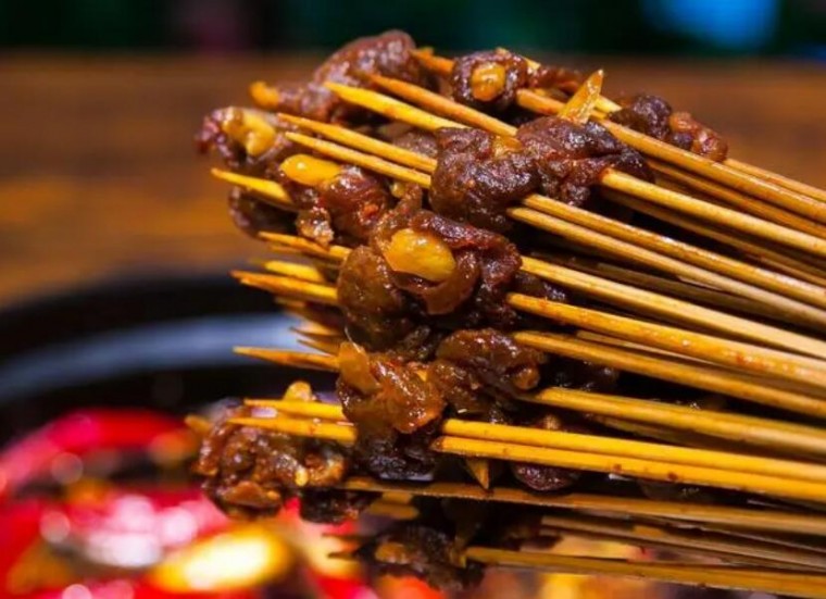 上上谦串串香火锅