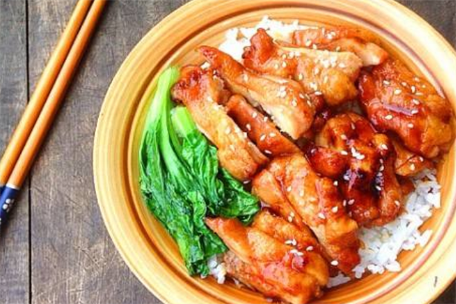 鲁小熹鸡排饭加盟