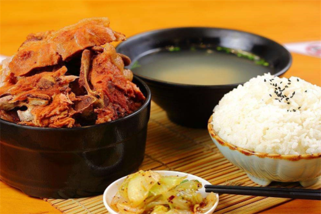 美颐美鲍汁排骨饭加盟