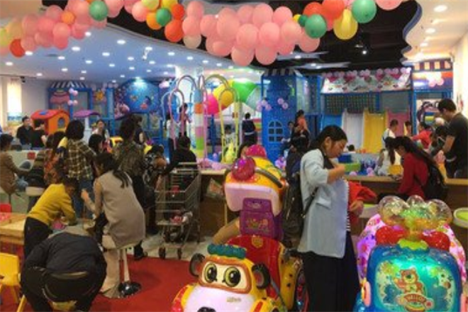 亲子悠悠乐园加盟