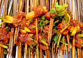 攀成钢小郡肝串串香好吃吗？串串香加盟条件有哪些？