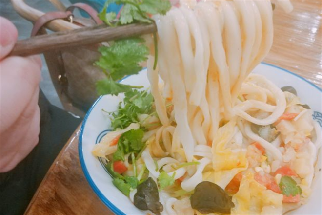 王菊面馆加盟