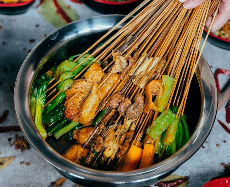 吉钵钵冷锅串串