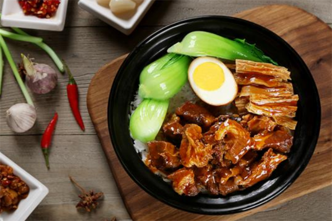 米食先生煲仔饭加盟