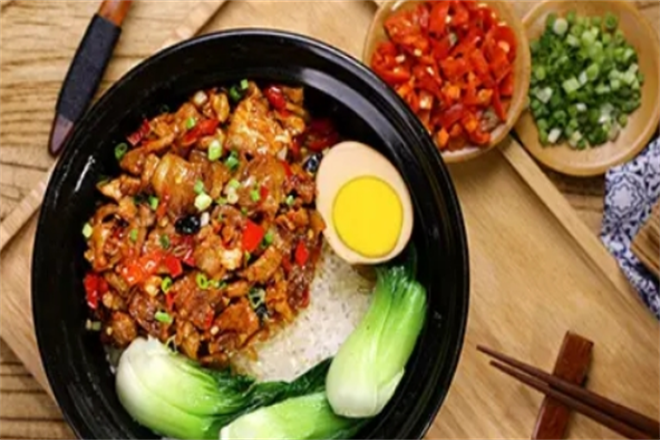 米食先生煲仔饭加盟