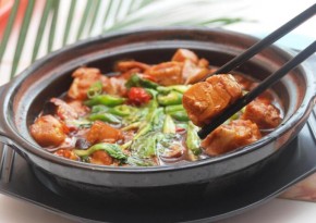 上吉铺黄焖鸡米饭加盟前景如何？