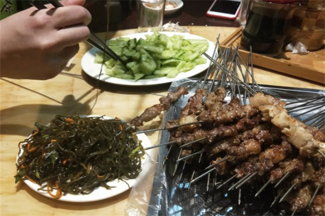 阿凡提烧烤加盟