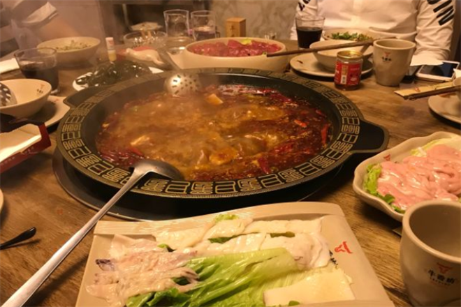 牛香坊火锅加盟