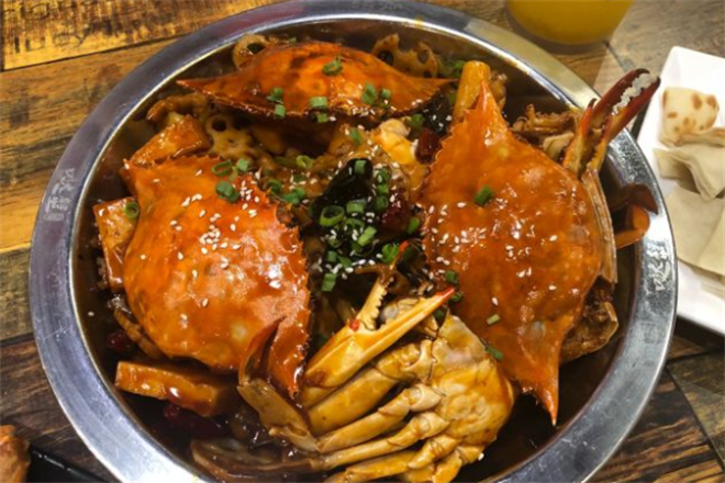 哒蟹肉蟹煲加盟