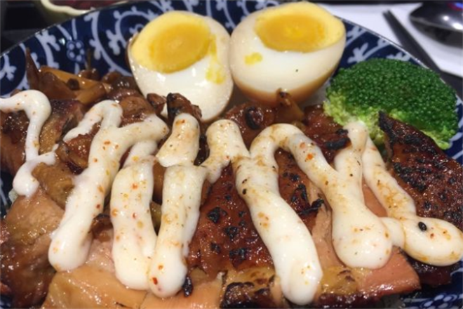丼魂烧肉丼加盟