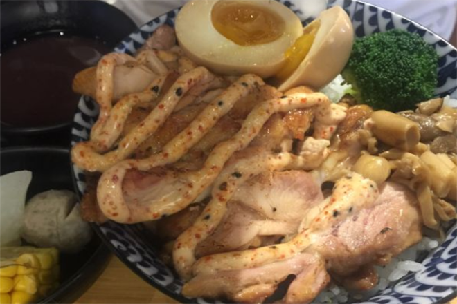 丼魂烧肉丼加盟