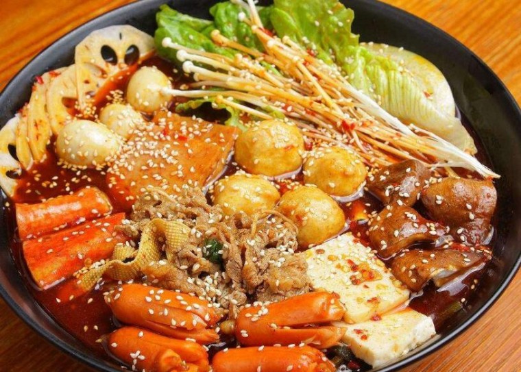渝记麻辣烫加盟