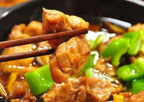 福福宇记黄焖鸡米饭加盟收益快不快？