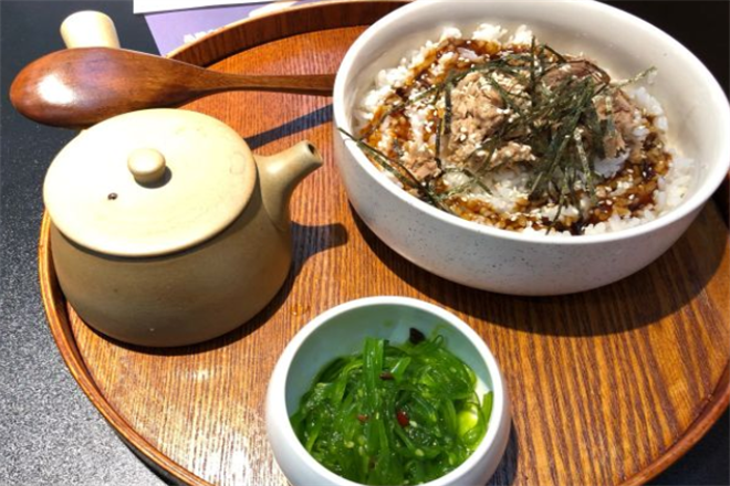 栖三茶泡饭加盟