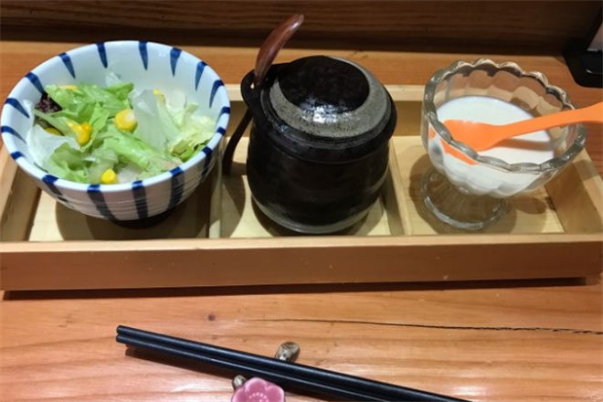 恋樱日式铁板料理加盟