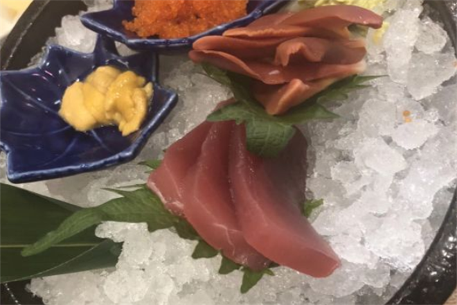 恋樱日式铁板料理加盟