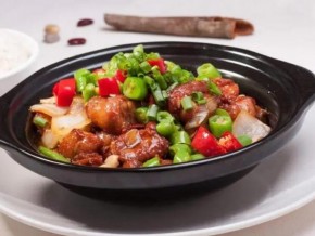 焱麻记鸡公煲加盟费多少钱？