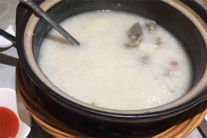 如轩砂锅粥加盟
