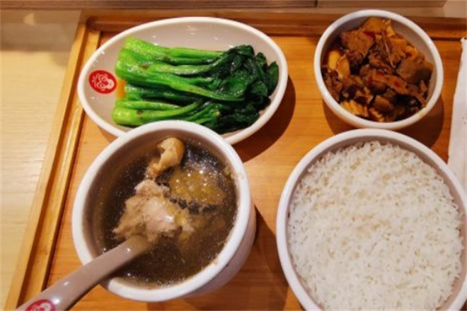 72街排骨饭加盟